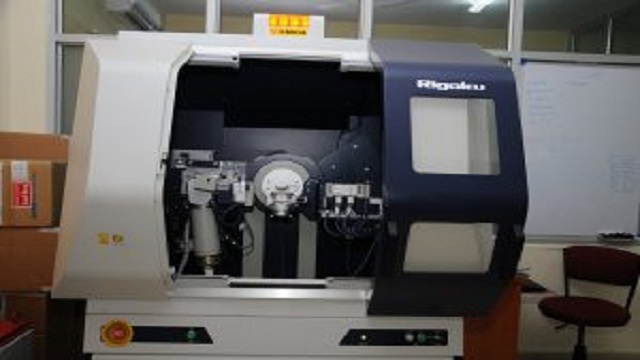 X-ray-Diffractometer (XRD)